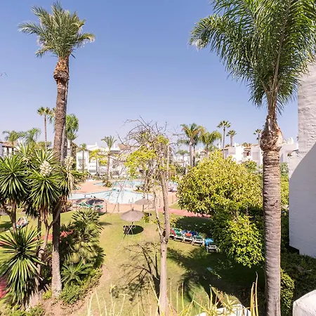 Stylish 2 Bedroom Penthouse With Pool By The * Estepona