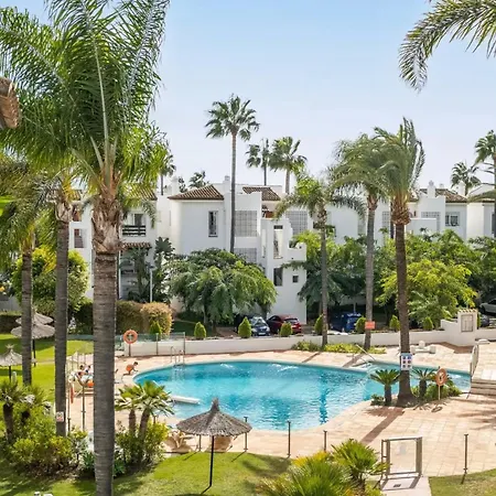 Stylish 2 Bedroom Penthouse With Pool By The شقة *