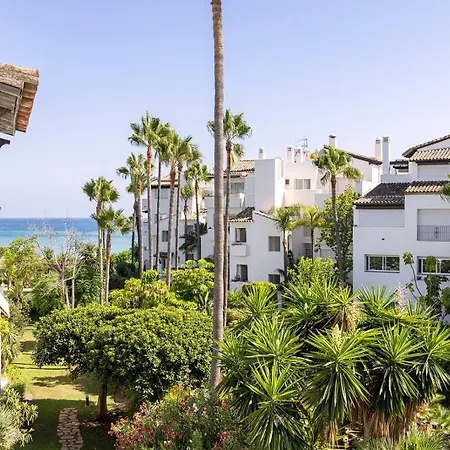 Stylish 2 Bedroom Penthouse With Pool By The Apartamento