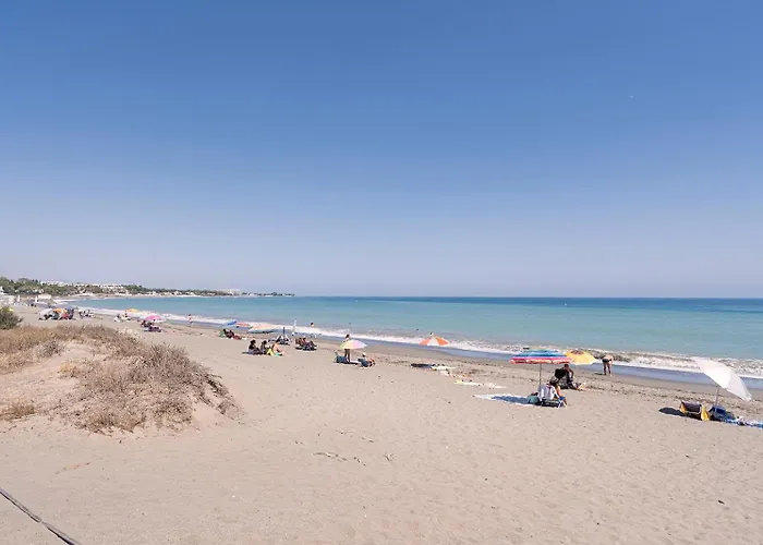 Stylish 2 Bedroom Penthouse With Pool By The Apartamento *