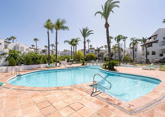 Apartamento Stylish 2 Bedroom Penthouse With Pool By The